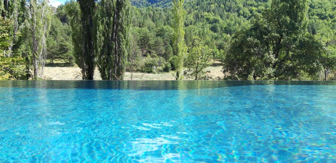 Gites Les Costoliers Chateauneuf-Miravail ภายนอก รูปภาพ