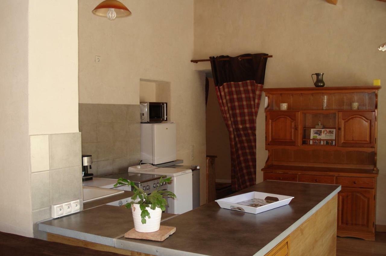 Gites Les Costoliers Chateauneuf-Miravail ภายนอก รูปภาพ